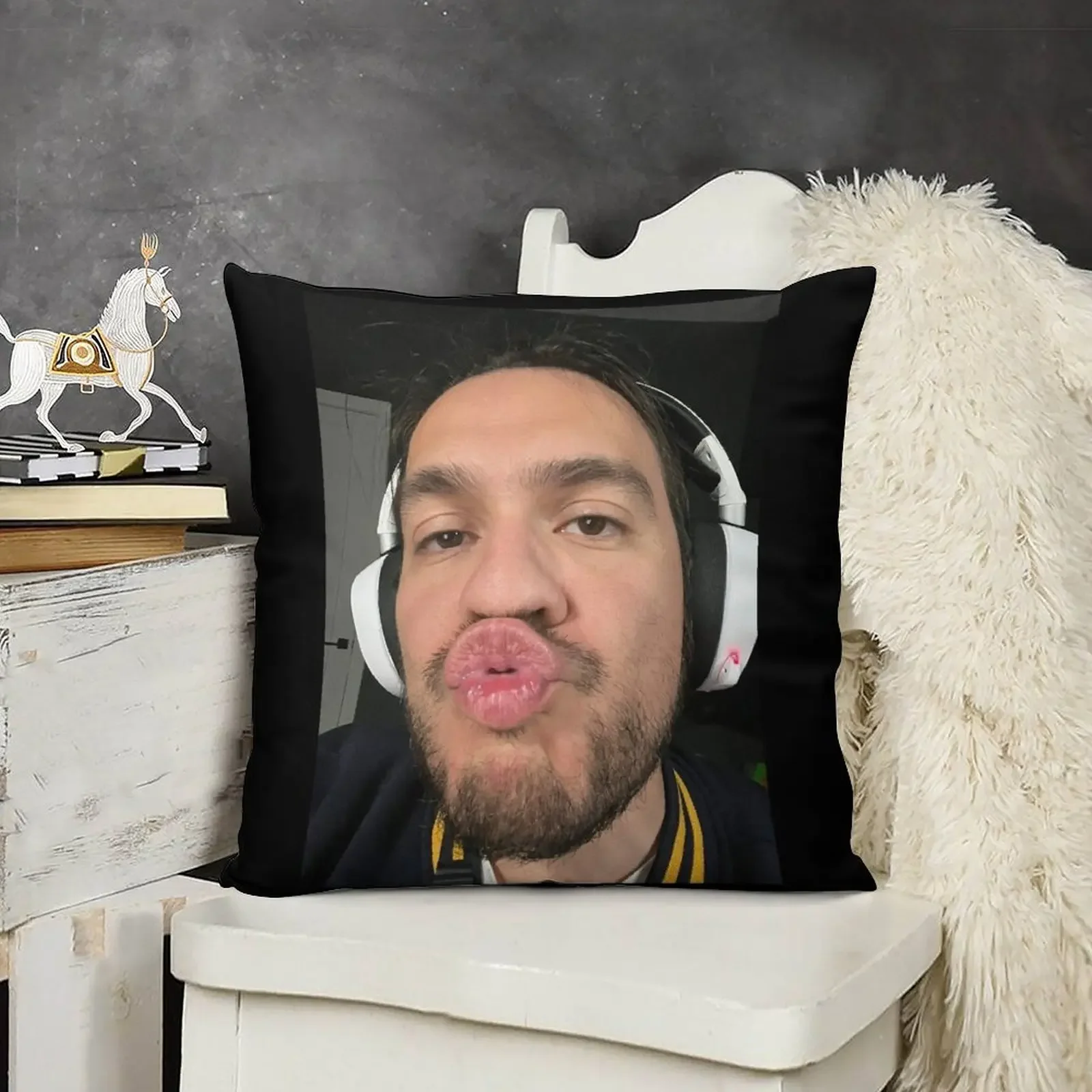 

EddieVR meme Throw Pillow luxury decor Christmas Pillow Covers Couch Pillows Pillow Case Christmas