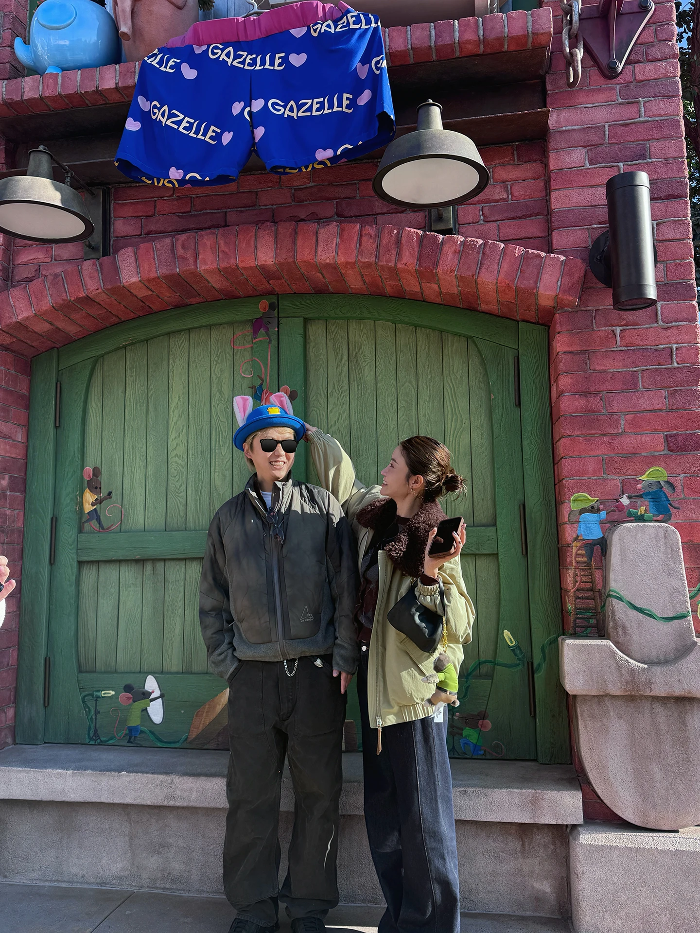 Casaco Parka Leve de Inverno Feminino com Gola Grande de Pelo, Modelo CleanFit, Novo, com 90% de Penas de Pato Brancas e Zero Pressão