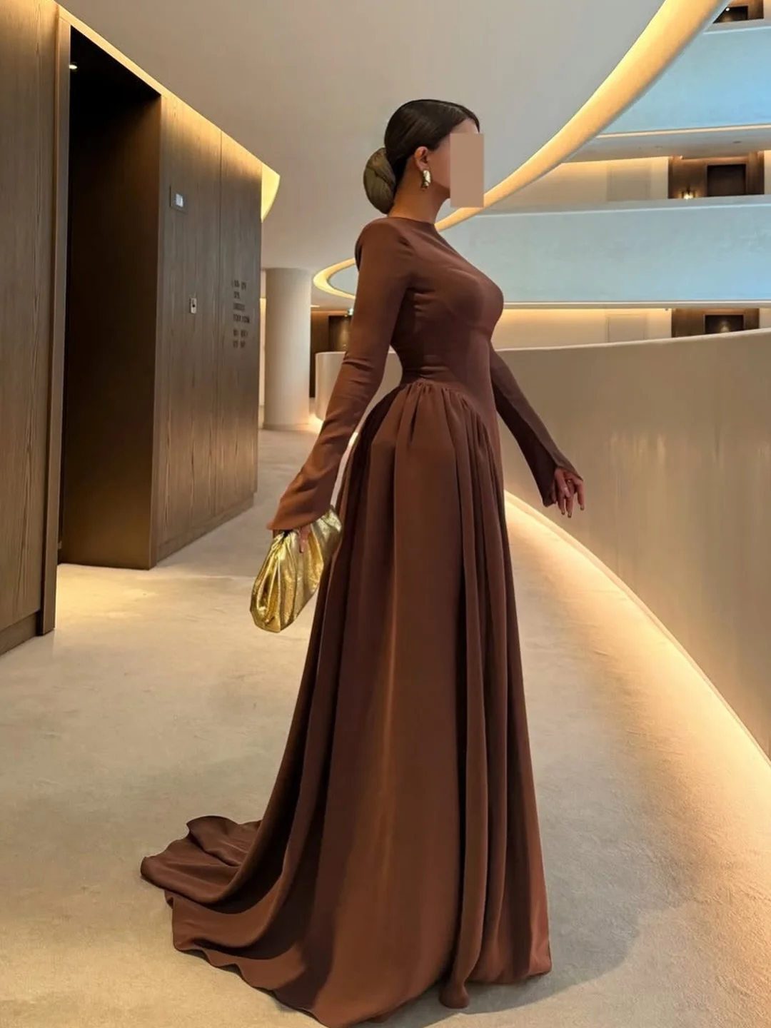 

Evening Luxury Woman Party Dresses Dubai Brown Special Occasion Prom Gowns A-Line Halter Customized فساتين سهرة مخم