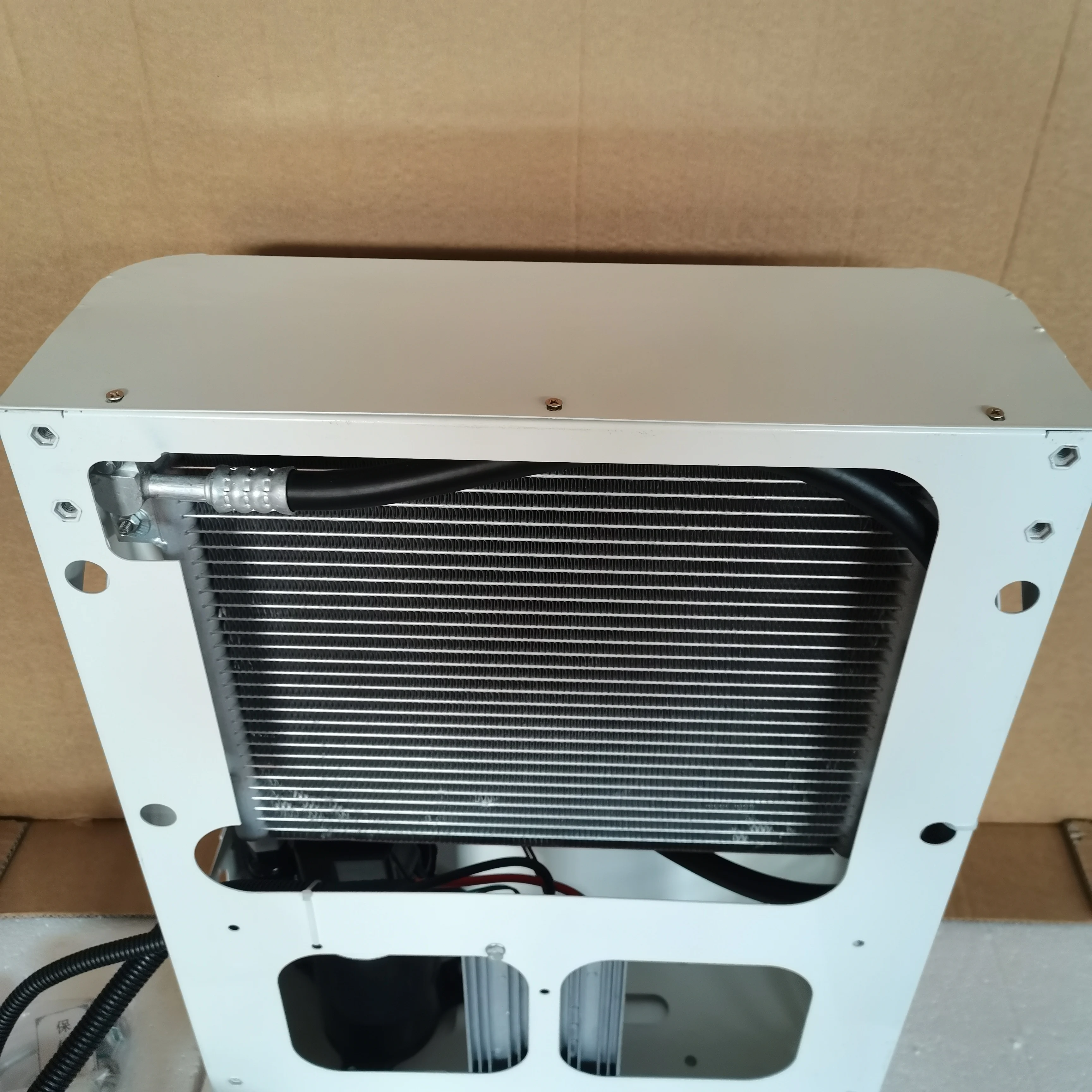 المقاوم للصدأ المقصورة النائمة بطارية وقوف السيارات برودة الكابينة شاحنة كهربائية 24 فولت 12 فولت مكيف الهواء لشاحنة سيارة مركبة #6