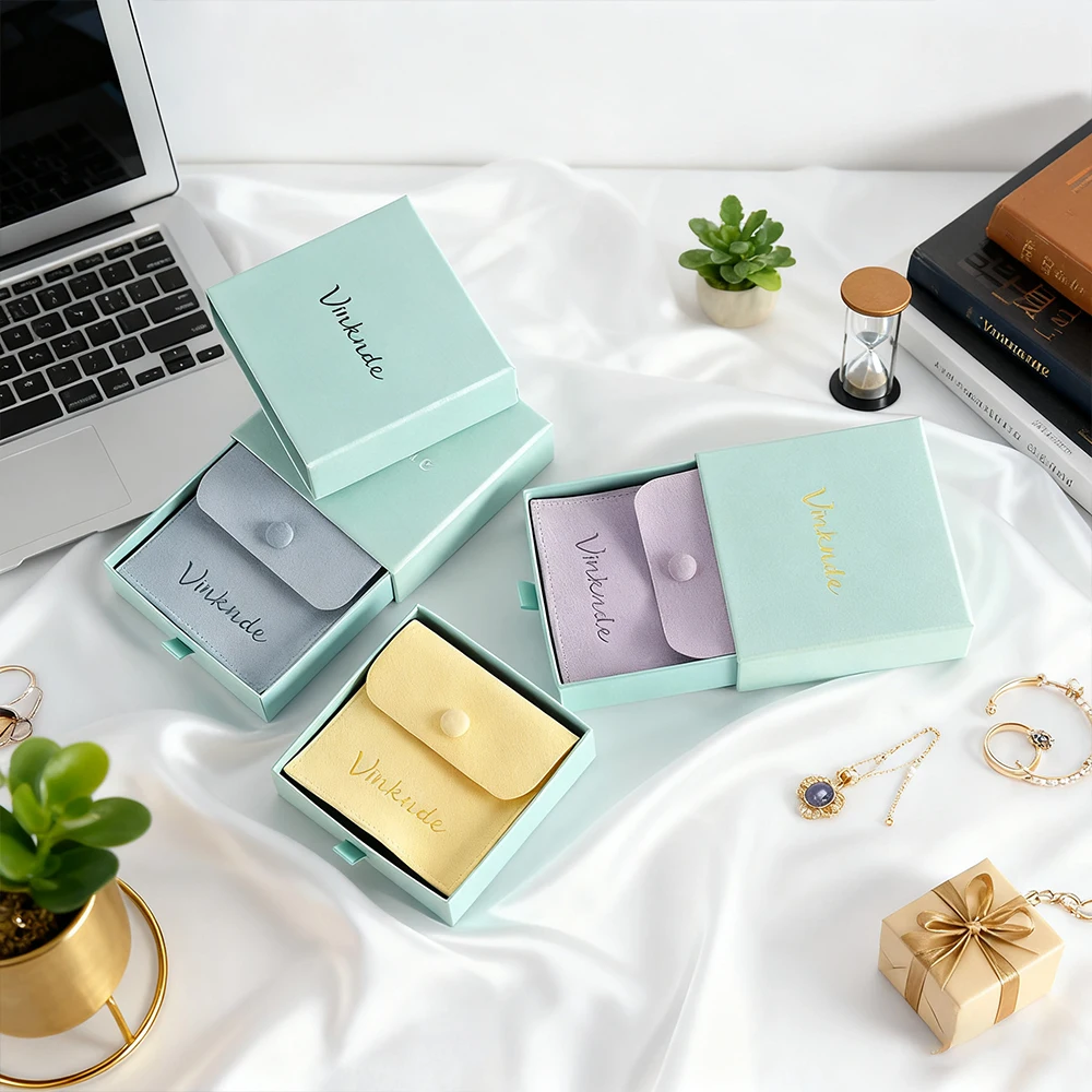 

Роскошные маленькие выдвижные коробки с логотипом «сделай сам», персонализированная сумка из микрофибры 8x8 см для свадебного подарка, серьги, кольца, пакет