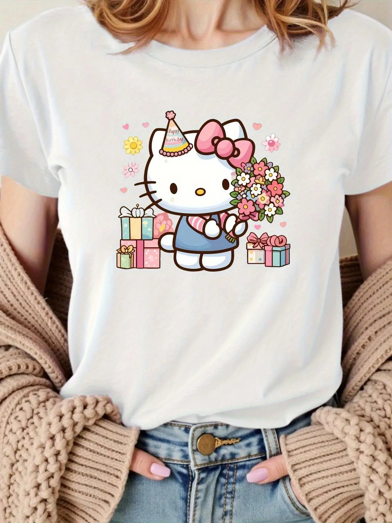 

Летняя детская футболка с рисунком Hello Kitty на тему дня рождения, 100% чистый хлопок, мягкий материал, милый модный стиль, трендовый дизайн