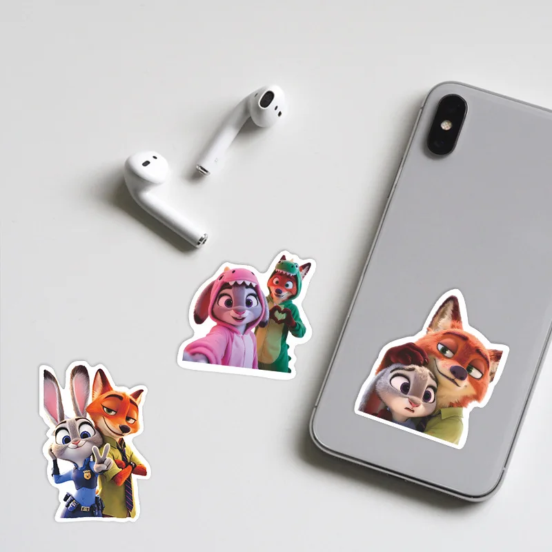 56 قطعة فيلم الساخن Zootopia 2 أنيمي ملصقات لطيف الكرتون الكتابة على الجدران ملصق Skateboard بها بنفسك سكيت الغيتار المحمول مضحك الشارات لعبة هدية