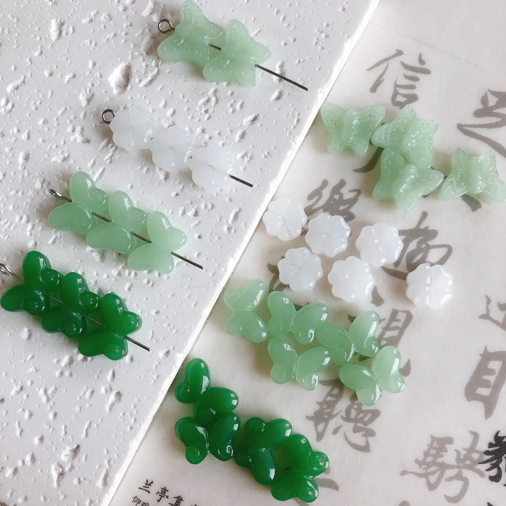 Glazed small butterflies handmade DIY materials for necklaces, bracelets and earrings.（50 pieces）