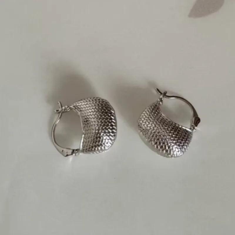 

Unique Woven Small Bag Three-dimensional Ear Buckle Niche Design Earrings Light Luxury High-end Earrings Autumn and Winter Acces