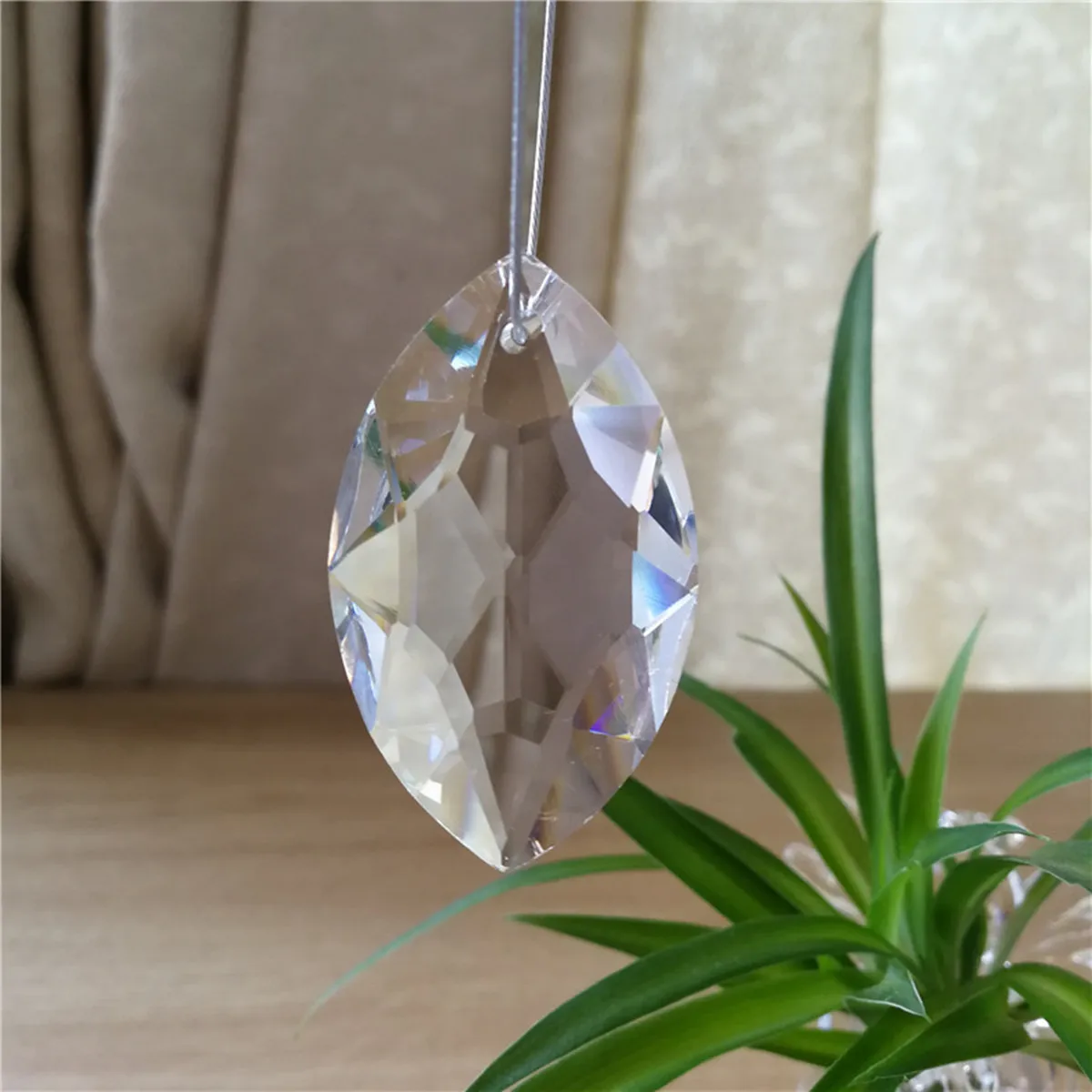 1pc Clear Crystal Horse Eyes Hanging Pendants Glass Refraction Prism Sun Catcher Chandelier Parts for Curtain Wedding Decoration