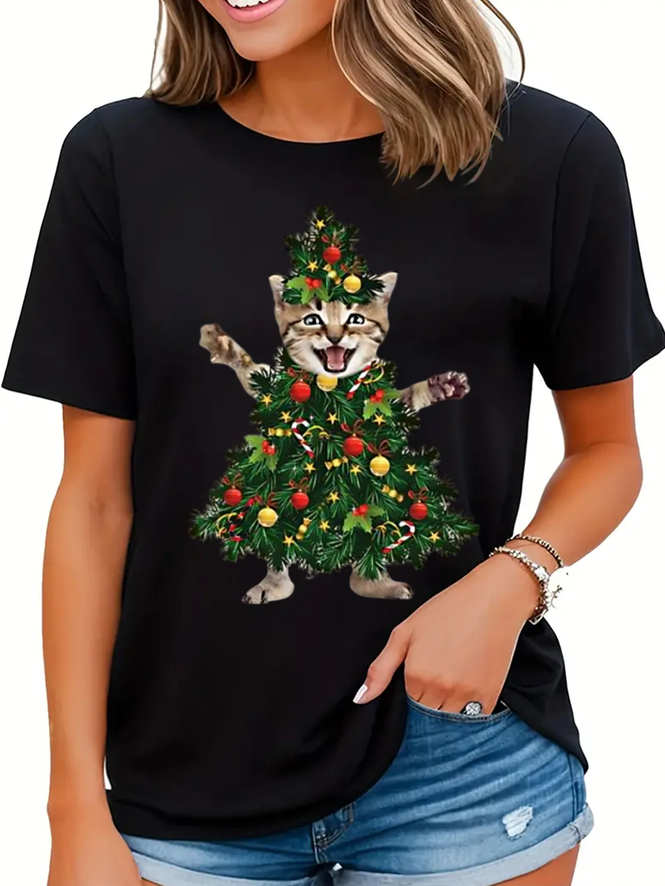 Santa Maine Coon Cat Christmas Tree Light Funny Xmas Cat Shirt Short Sleeve Tee Women\'s T shirt Tee Tops Fashion Clothing