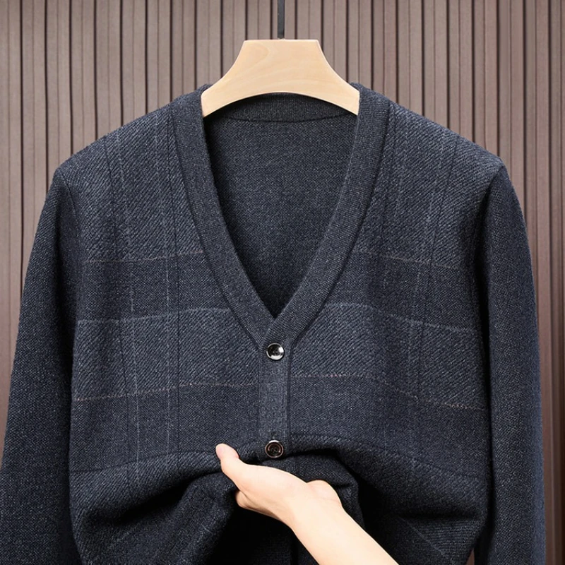 Sweater Hangat Pria Tren Terbaru Musim Gugur dan Musim Dingin 2025