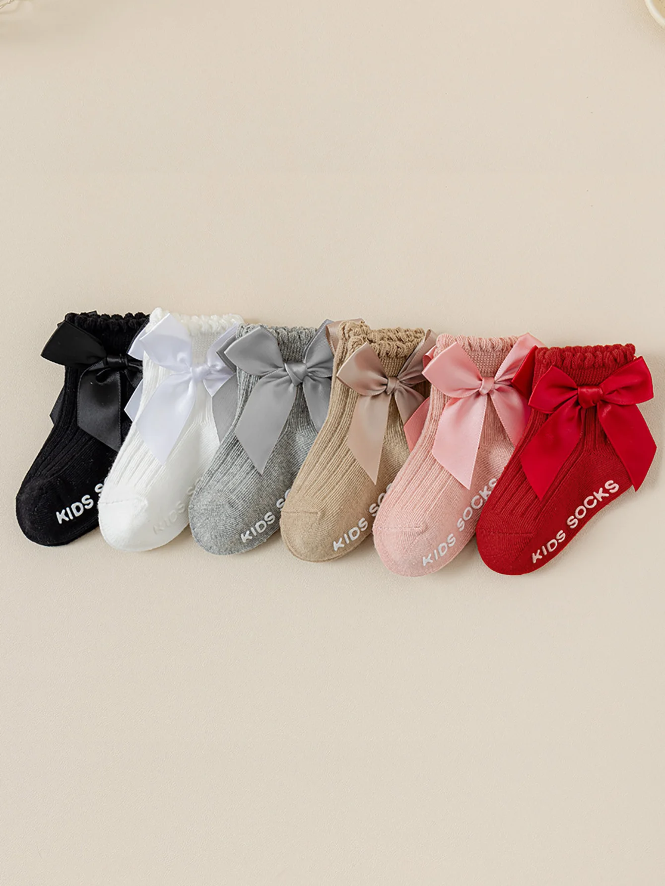 6 Pairs of Girls' Wave Edge Hand-Tied Bow Decorated Socks, Sweet Cute Mid-Calf Socks for the Daily Life of Baby Girls Aged 6-36 Months