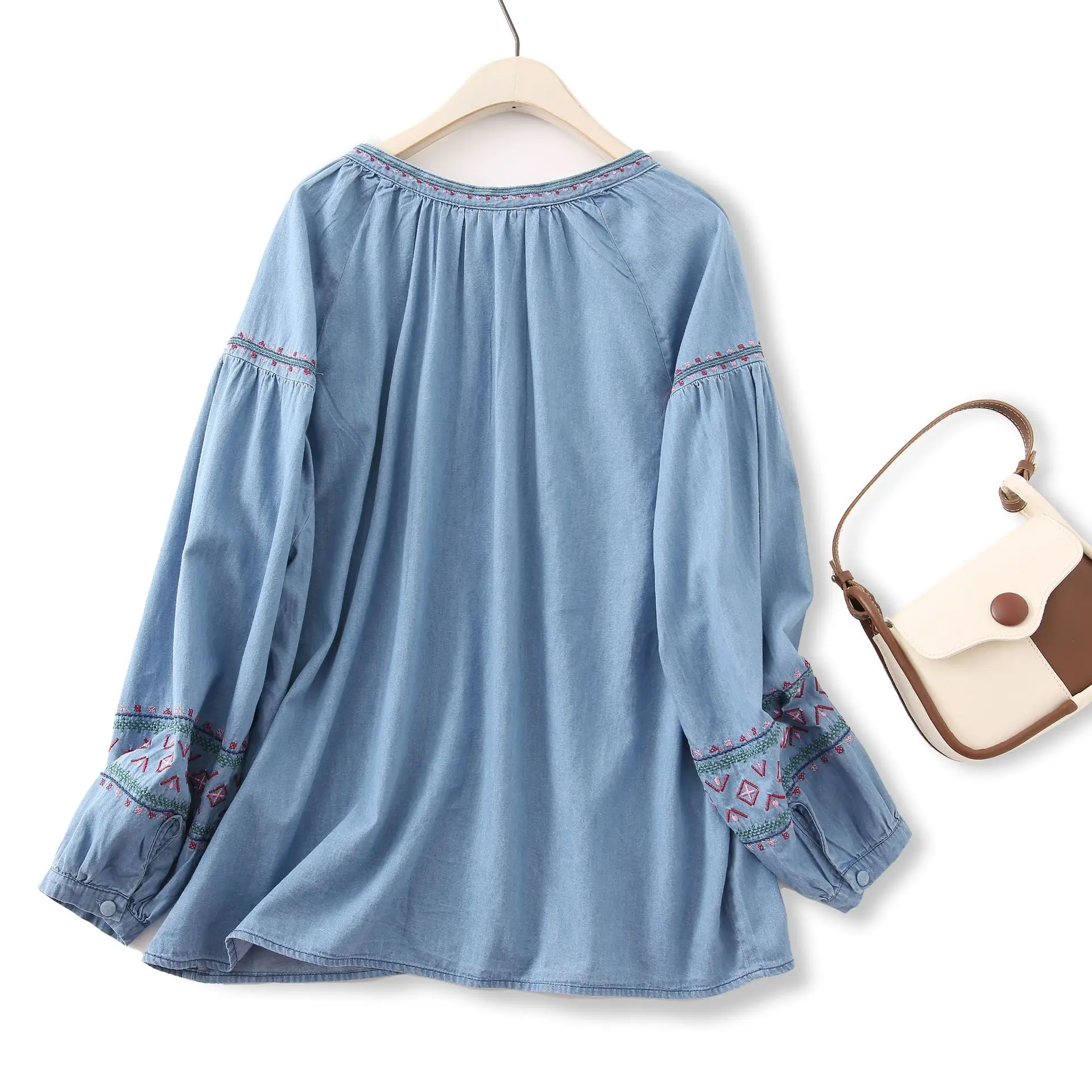 New 2025 Autumn Long Sleeve Denim Shirt, Women O Neck Embroidery Buttons, Mori Girl French Retro Versatile Loose Blouse T59948CC