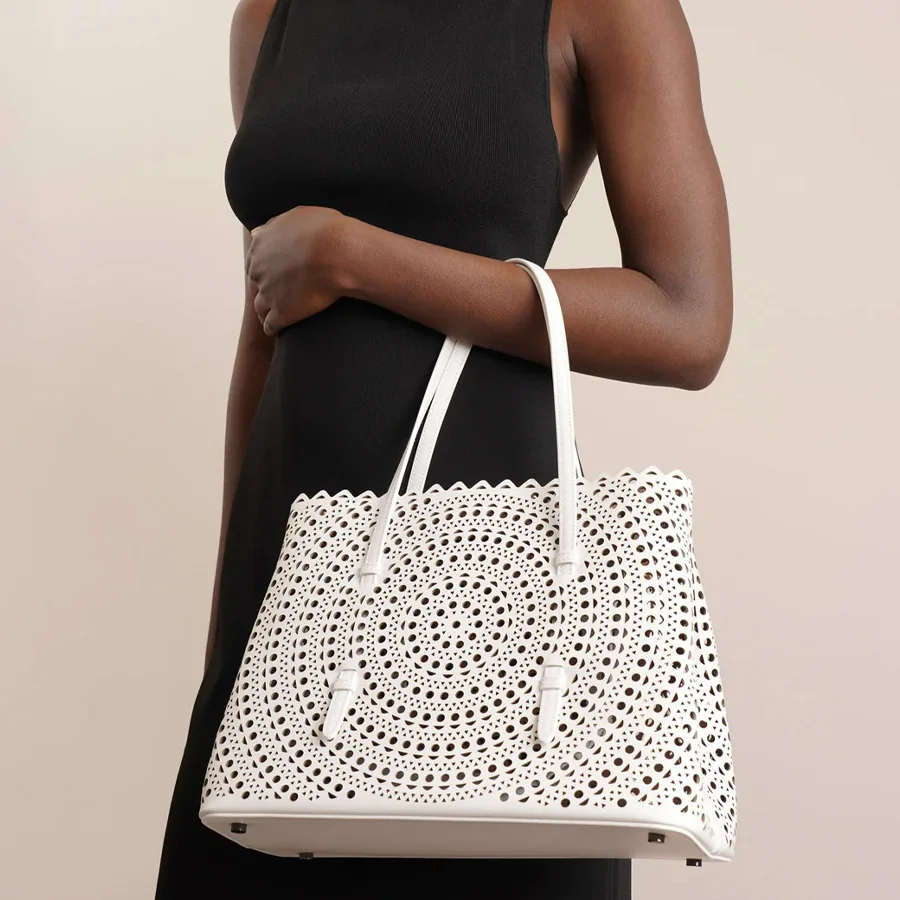 

Ele Large Hollow out Tote Bag Carving Flower Heavy Work Market Basket oulder Bag Women's Materni Beach Bag Handbag