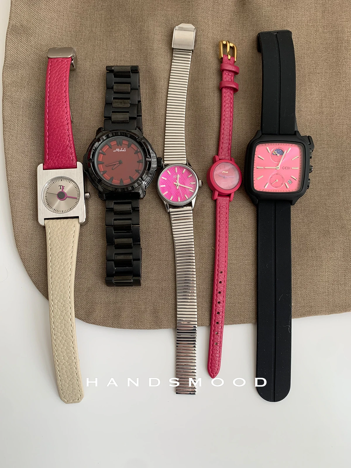 

New women's wristwatch, red and blackstylish and sophisticated design, cool and chic women's watch, perfect as a gift for women.