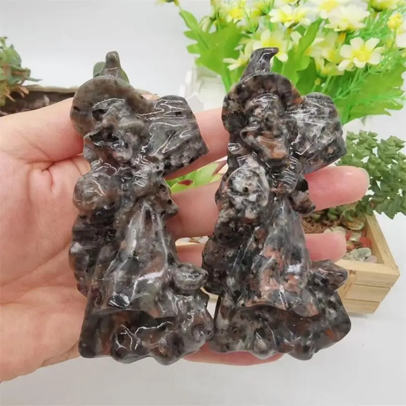 

Natural Crystals Quartz Yooperlite Hand-carved Stone Witch Cat Hand Carved Halloween Healing Wizard Crystal Room Decor 1pcs