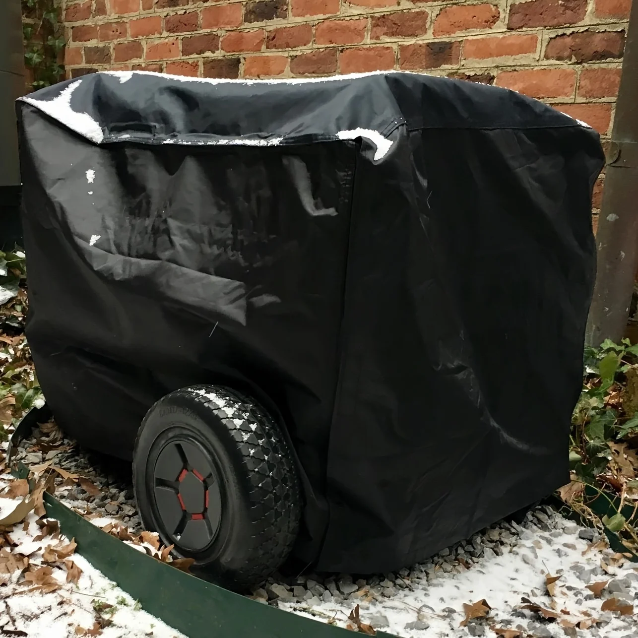 غطاء المولد 32x24x24 بوصة - جودة عالية في جميع الأحوال الجوية وبوليستر مقاوم للأشعة فوق البنفسجية لمولدات 5000-10000 وات #3