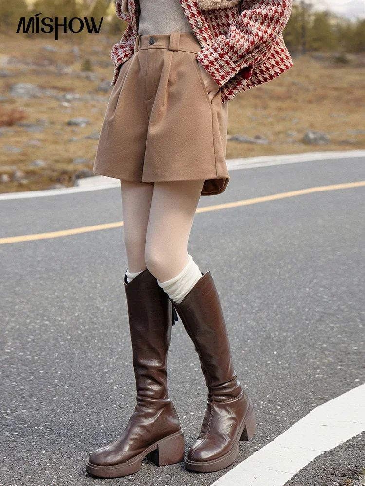 MISHOW Women's Woolen Short 2023 Autumn Winter High Waist Casual Fashion Office Lady Solid Straight Short with Pocket MXC53K0483