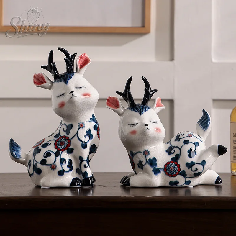 

Ceramic Plum Blossom Deer Blue and White Porcelain Couple Deer Ceramic Ornament Decorative Piece
