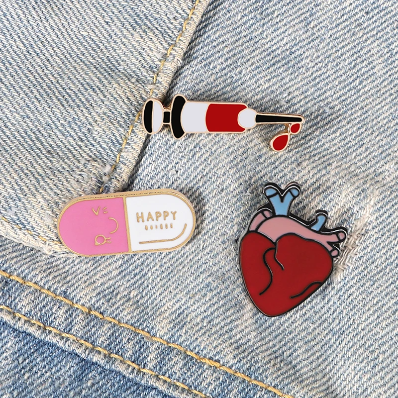 Hot Creative Medical Pins Heart Blood Vessel Medicine Needle Brooch Gifts for Surgeon Nurse Doctor Bag Denim Accessories Jewelry