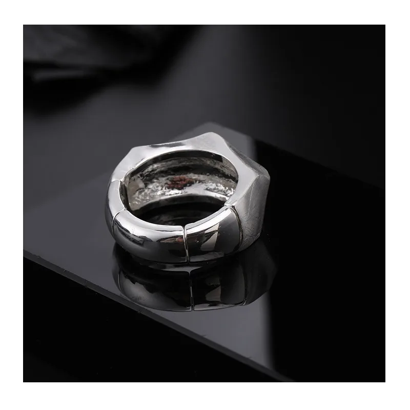 

Specially for High-end Multi-layer Live Ring Jewelry Fashion Trend Versatile