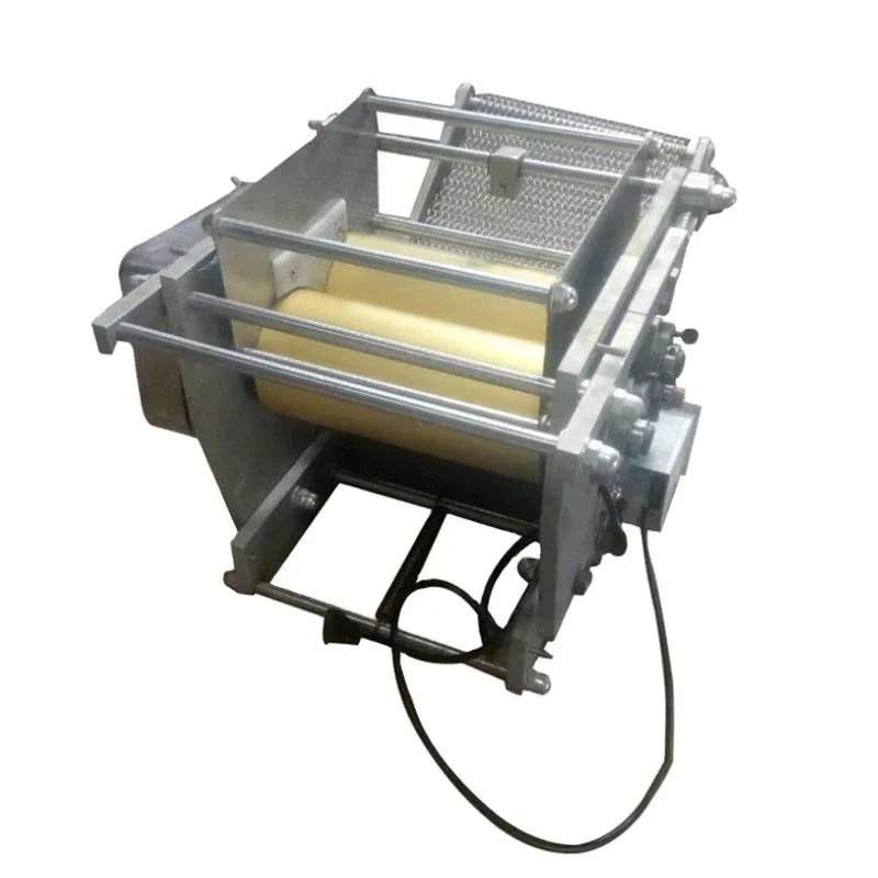 Afbeelding 7: PeiqiSkin Maker met pers voor verschillende vormen van dumplingvellen, tafelmodel, draagbare machine voor het maken van bloemtortilla- en dumplingvellen.