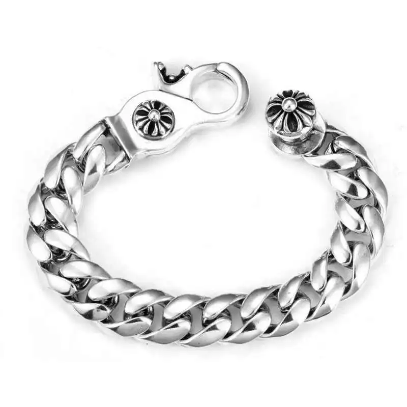 

Серебряный кубинский браслет с застежкой в виде звездочки: элегантные декоративные эффектные ювелирные изделия