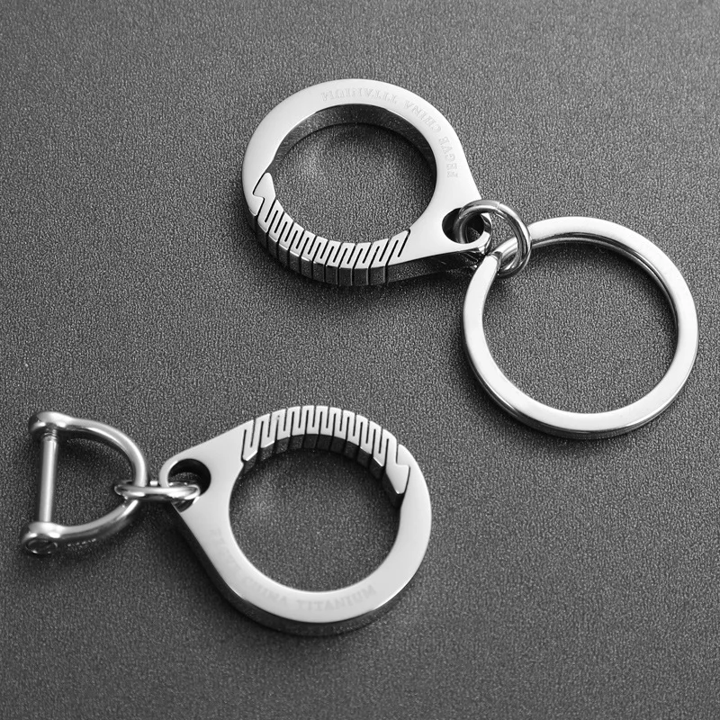 

High Quality Lightweight TC4 Titanium Alloy Simple Keychain Men Water-Drop Shape Luxury Car Key Chain Stainless Steel Key Ring