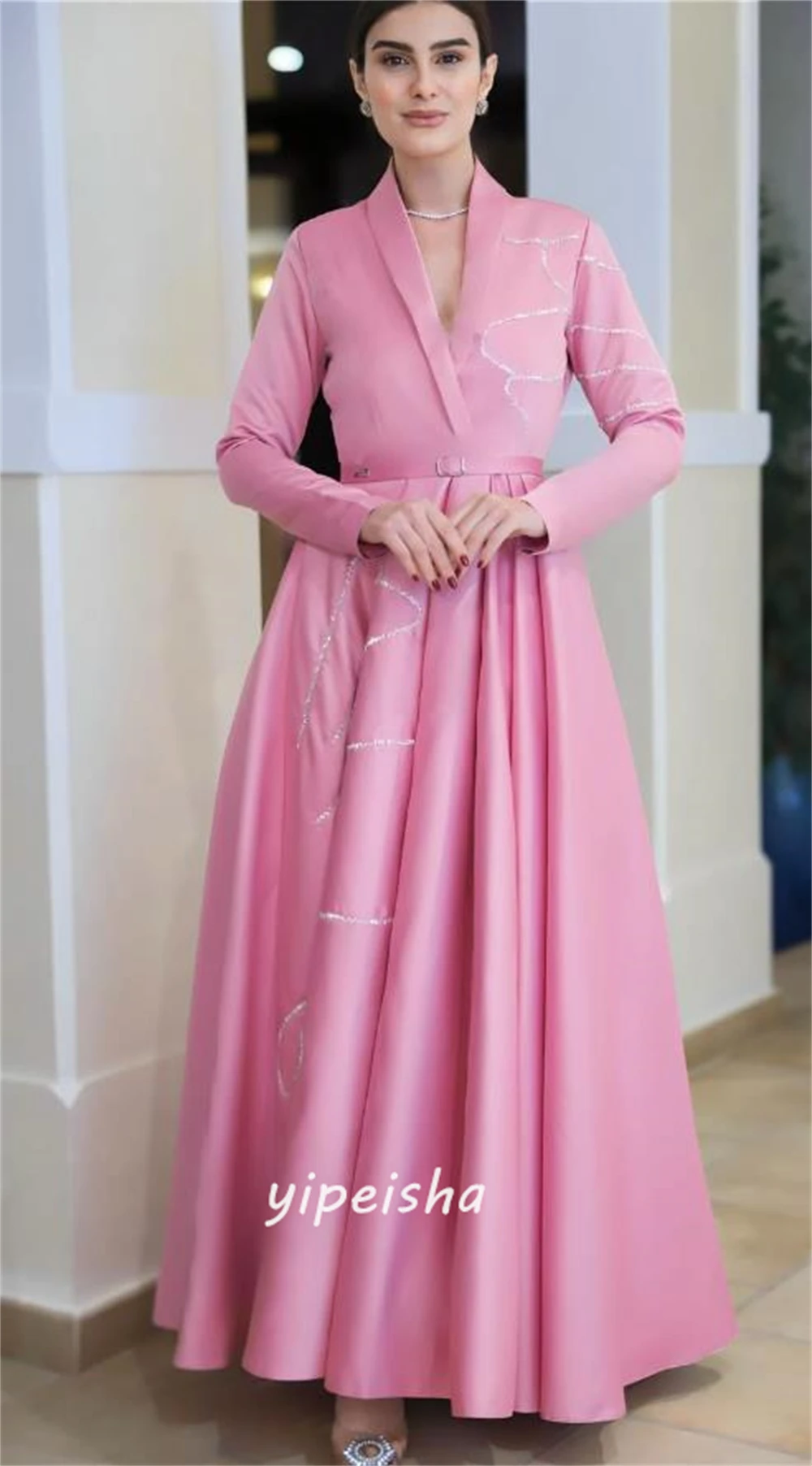 Gaun Prom Arab Saudi klasik gaya Modern Formal malam leher V gaun pesta manik-manik Satin Bespoke acara es