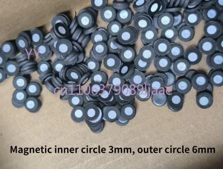 

1000 точек для 3D-сканирования: ручной 3D-сканер с высокорефлективными целевыми точками (6 внутренних, 10 мм внешних) для суперотражающих поверхностей