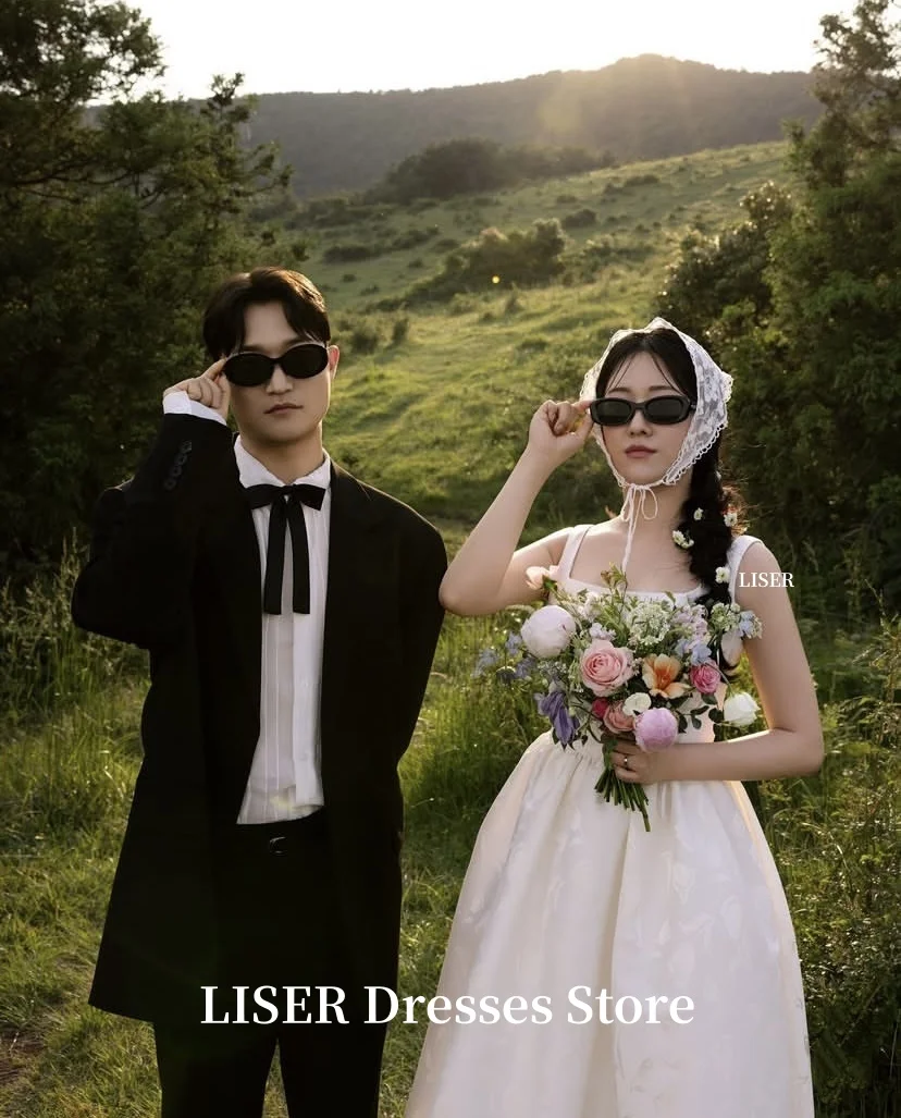 Liser ساحة طوق ألف خط بسيط كوريا فساتين الزفاف الحرير الساتان طويل أنيق زي العرائس صورة تبادل لاطلاق النار Malam dersress مخصص