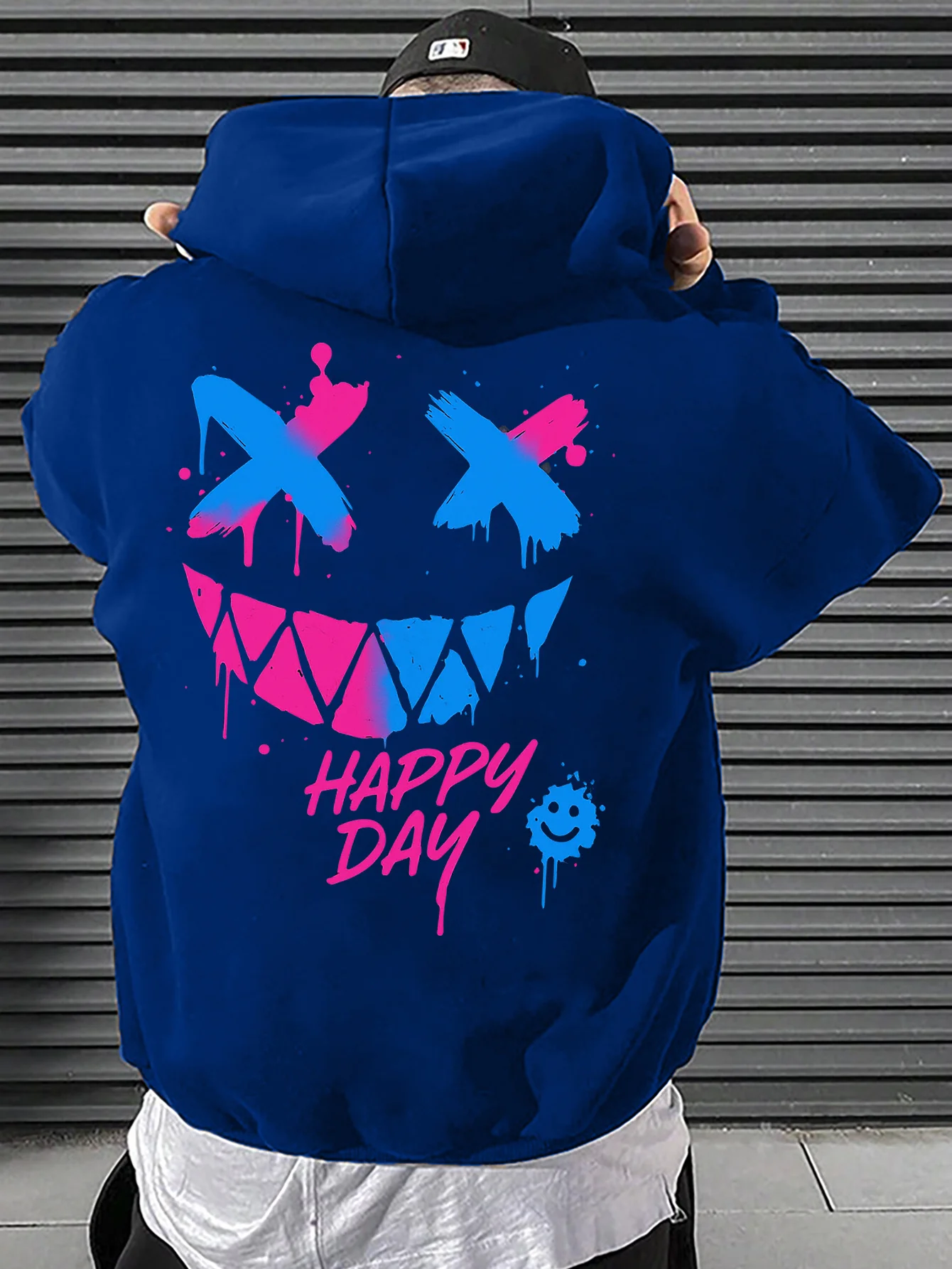 Herren Y2K Hoodie mit Spritzer-Muster, bösem Lächeln, X-Augen, Happy Day-Grafik auf der Rückseite, Graffiti-Streetwear-Fleece-Sweatshirt – Detail 3
