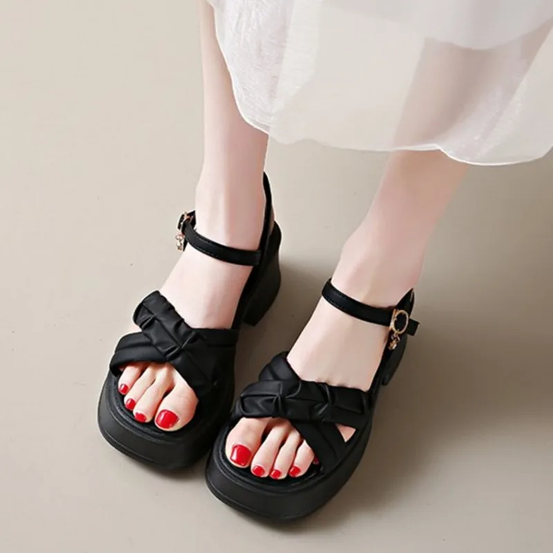 صنادل نسائية صيفية غير رسمية عصرية جديدة لعام 2025 بكعب متزايد منصة مقاومة للماء بنعل عريض روماني أنيق للنساء 41