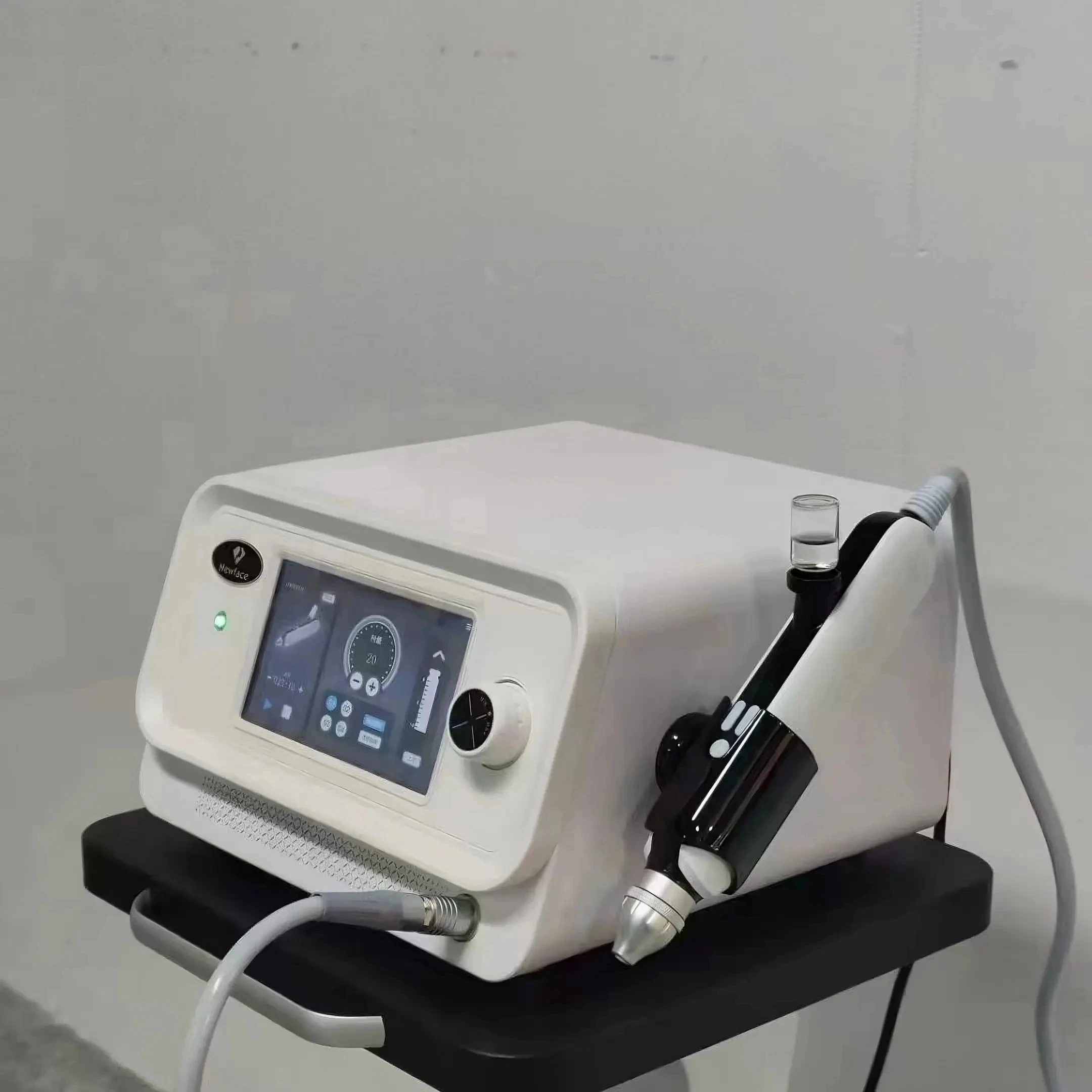 2024 High Quality Waterjet Machine Hydro Water Jet Care Skin Tightening Rejuvenation Face Neck Lifting Massage Beauty Machine