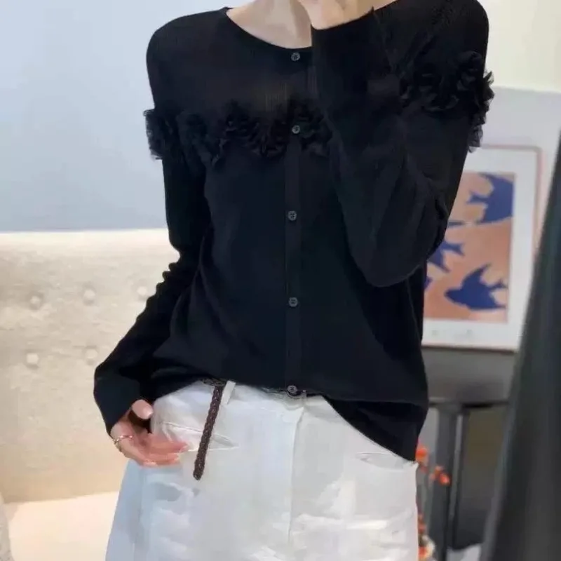 

European Station Autumn Appearance Critical Fashion Versatile Round Neck Splicing Lace Loose Knitted Cardigan for Women