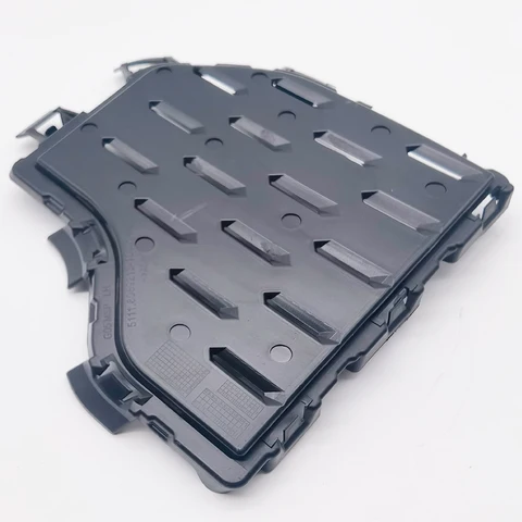 Для BMW G05 X5 M накладка на решетку переднего бампера OEM 51118069213 51115A5C061 51115A1E051 51118069214 51115A5C062 51115A1E052