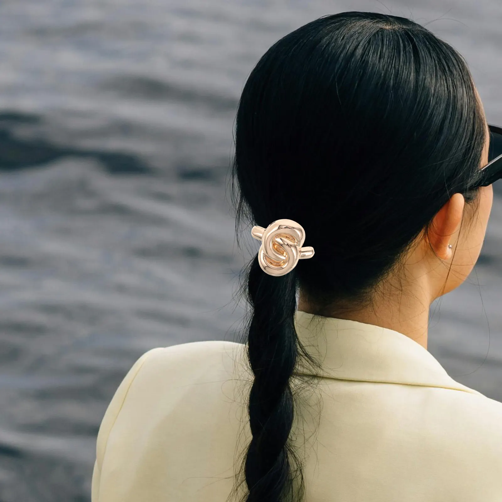 

Metal Hair Ties Geometric Elastic Ponytail Holder Hair Accessories for Women Vintage Style Durable Comfortable Design