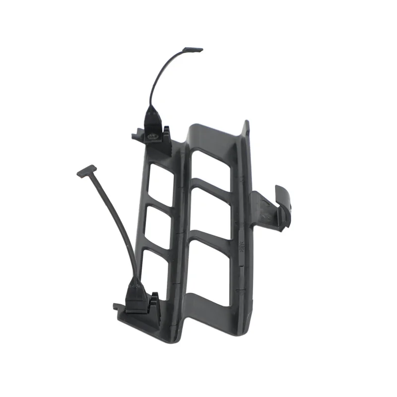 

Крышка проушины фаркопа переднего бампера 1248800105 для Mercedes-Benz EClass W124 84-1996—L49A