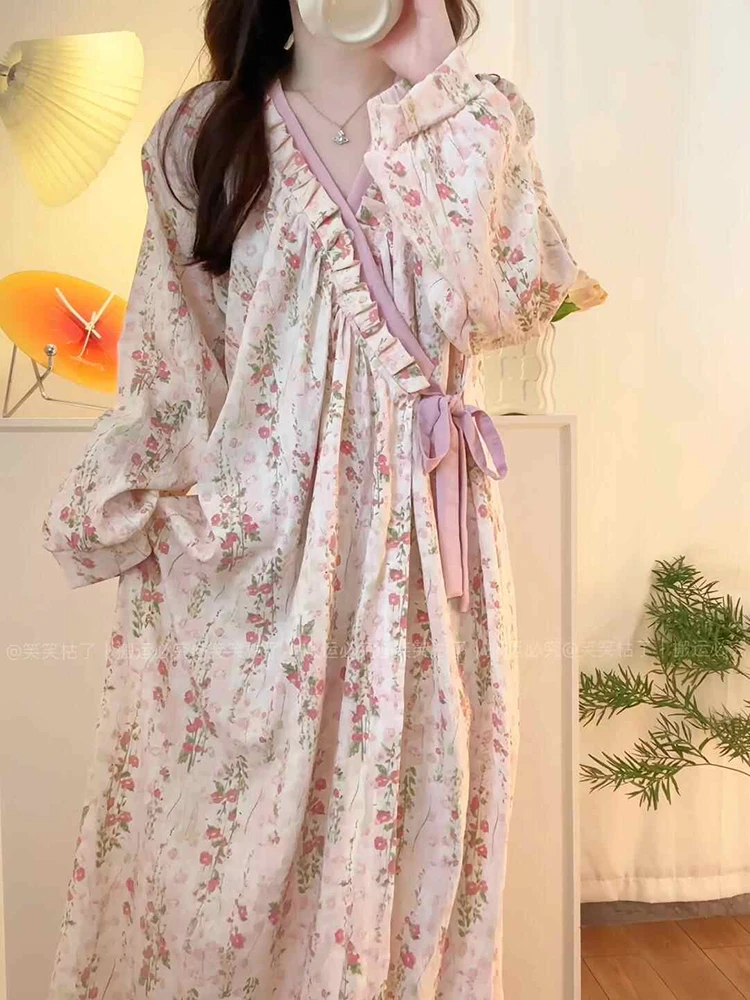 Women's Sleeping Ro… - image