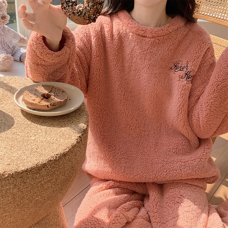 Winter Warm Flannel Women's Pajamas Set Long-sleeve Trousers Two-piece Set Pyjamas Homeclothes letter Embroidery Women Sleepwear image 3
