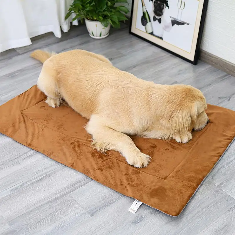 Coussin auto-chauffant pour animaux de compagnie, lit chauffant pour chien, polymères de glouton pour chien, Wskins imperméables, fournitures