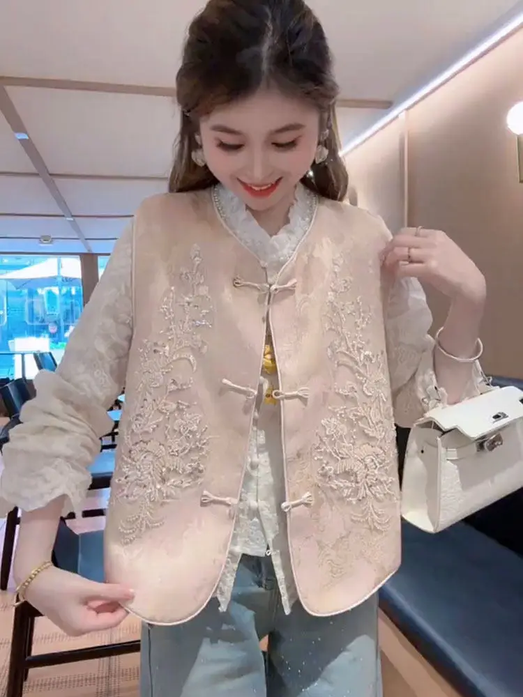 New Chinese Style Embroidered Button Vest Women's Spring 2026 Short Collarless Jacket Lightweight Luxury Top City Walk