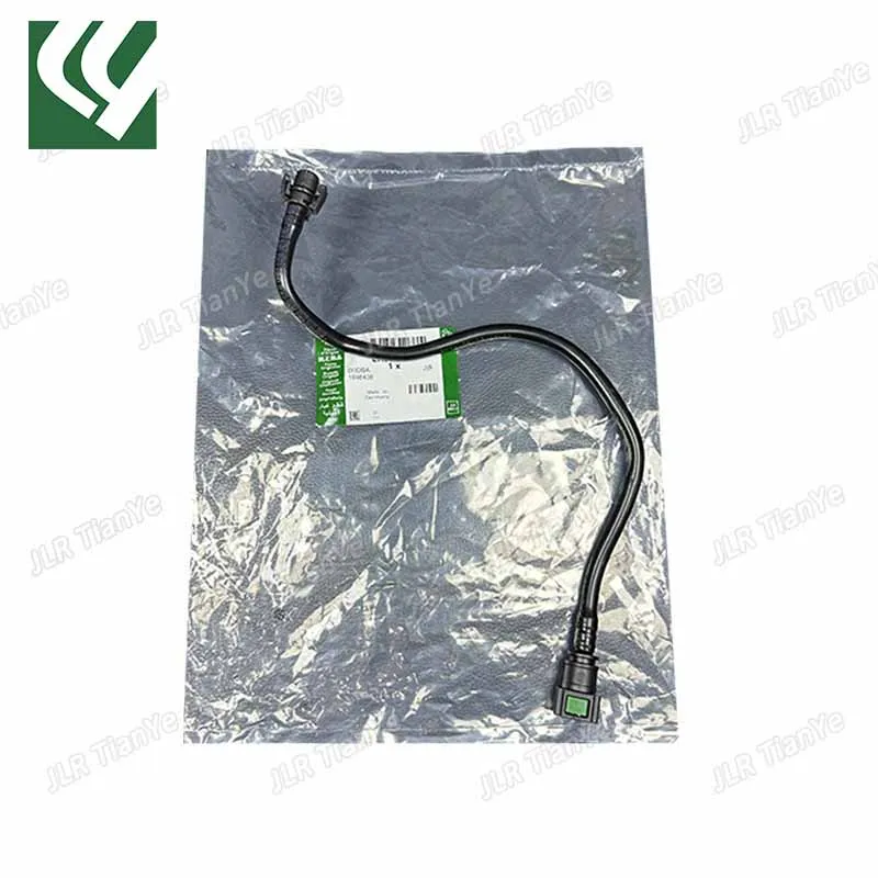 LR035630 Radiator Overflow Pipe For Discovery 5 Range Rover Sport