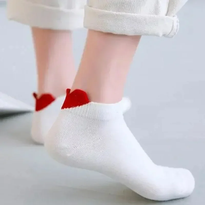 Women White Heart Socks Female Cotton Ankle Sock Cute Heart Socks Summer Girl Students Comfortable Casual Breathable Short Socks