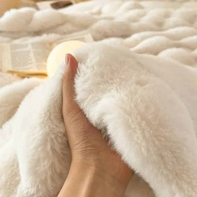 High Quality Faux Fur Blankets for Bed Winter Fluffy Bubble Plush Throw Blanket Living Room Sofa Cover Pillowcase Christmas Gift