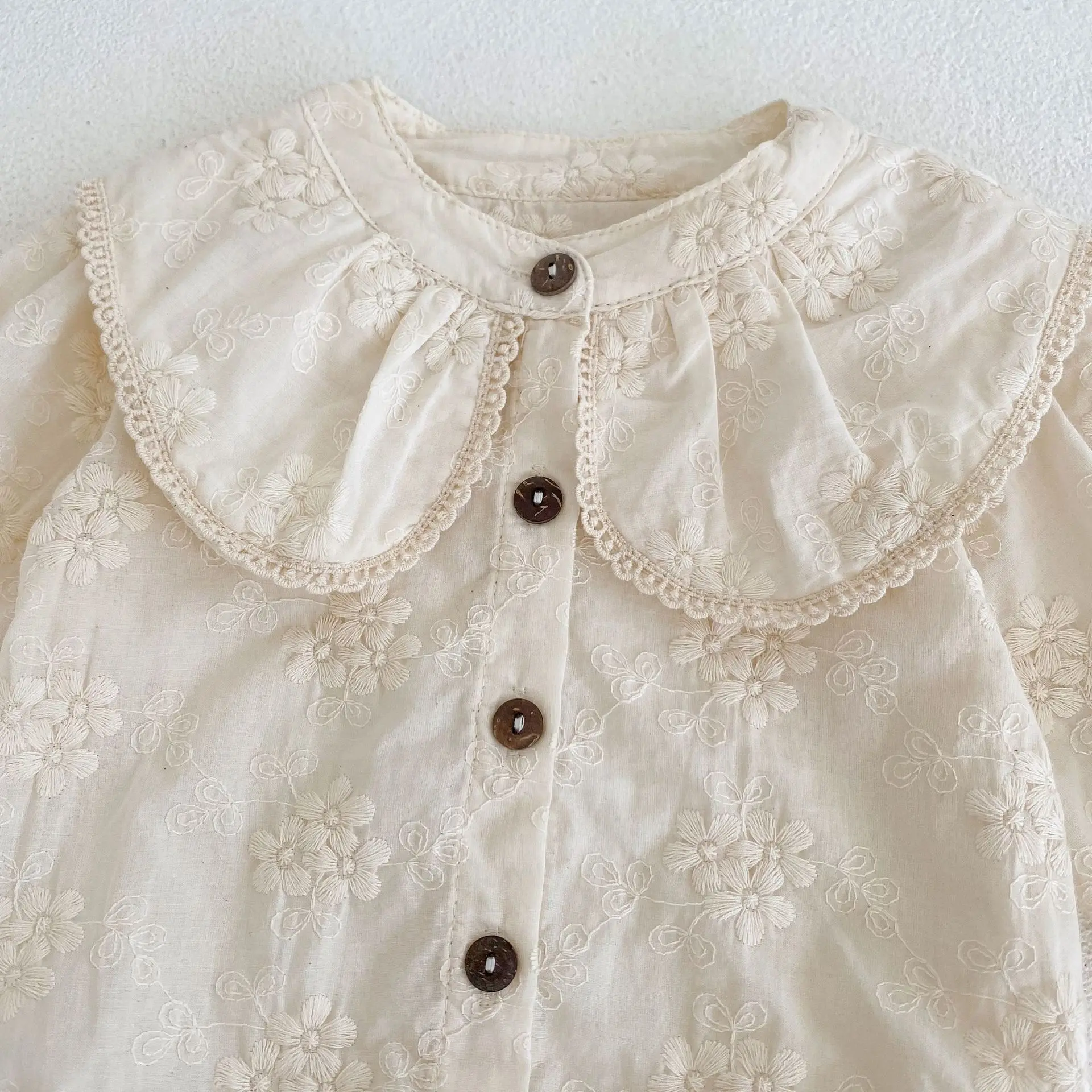 Autumn 2022 new cotton baby clothes flower embroidery romper long sleeve baby Jumpsuit