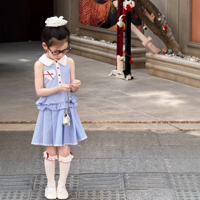 

Girls' Dress2026New stylish summer outfit for baby girls: fashionable blue tank top with plaid skirt