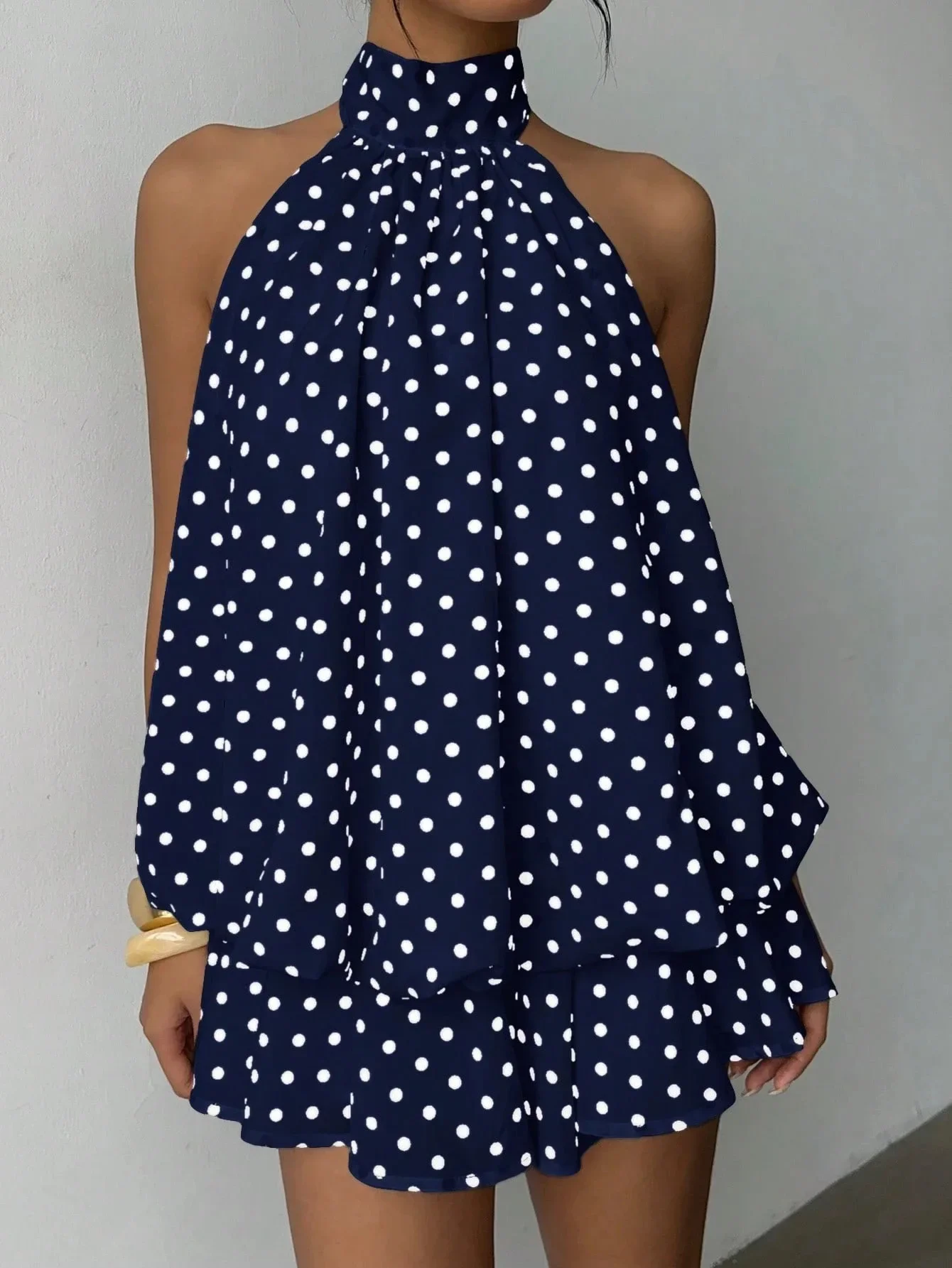 Damen Weiß-Schwarzes Polka-Dot Halter-Minikleid Sommer Ärmelloses Rüschen-Stufenkleid Elegantes Party-Clubwear A-Linien-Kleid – Detail 3