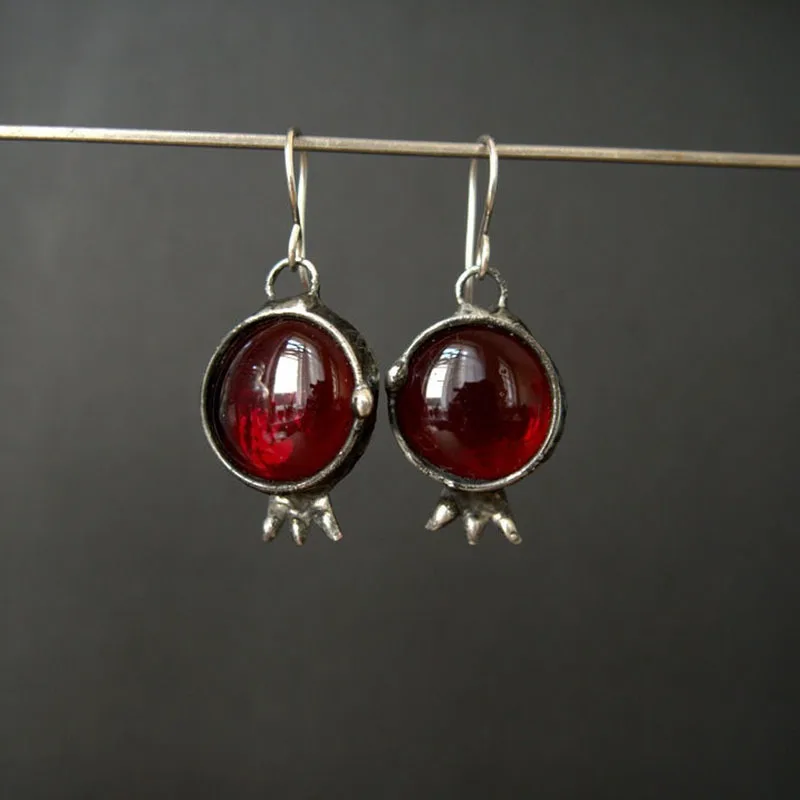 Vintage Creative Red Pomegranate Drop Earrings for Women Antique Silver Color Handmade Design Earrings Jewelry Accessories Gifts