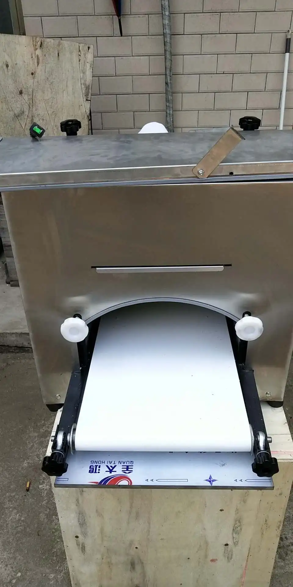 Hot Selling Tortilla Maker Press Dough Roller Puff Pastry Making Machine