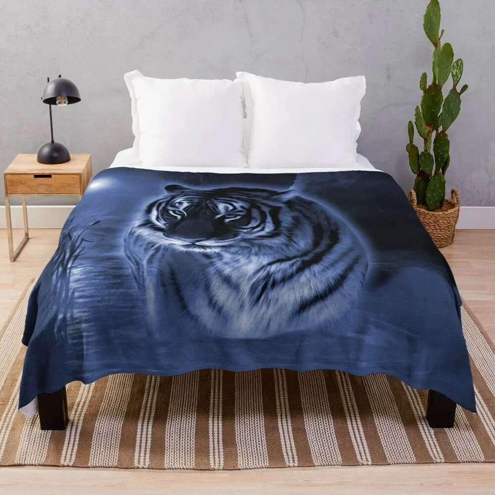 

TIGER TIGER Throw Blanket Flannel sofa bed Camping Moving Blankets