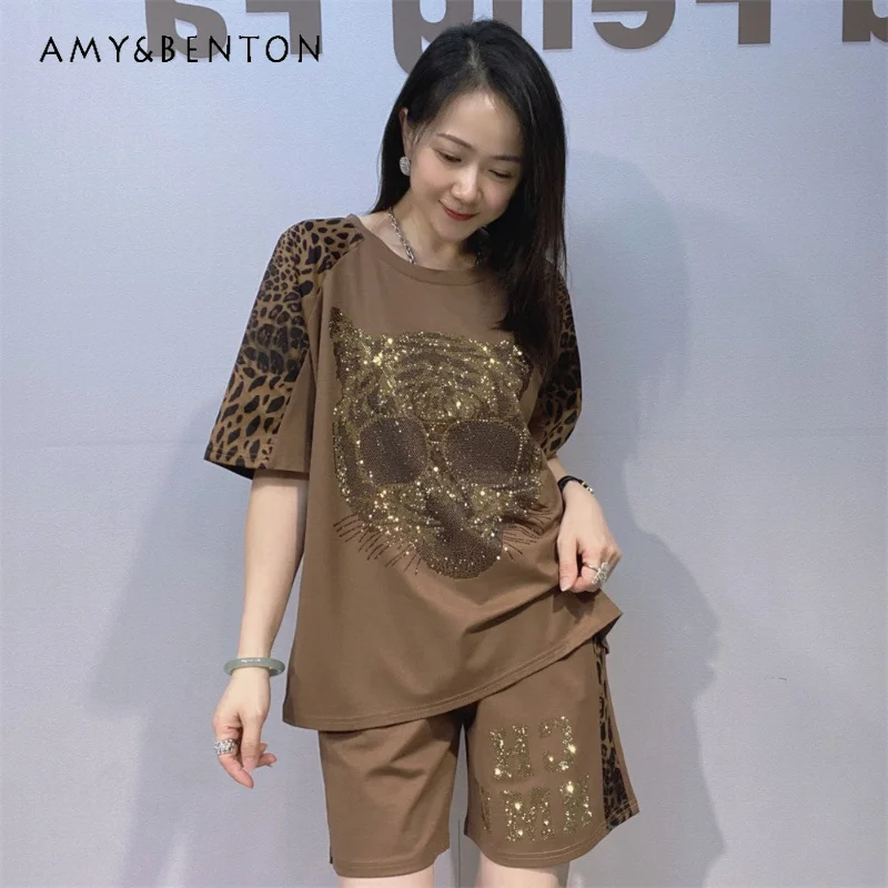 

American Style Women O-Neck Short Sleeves T-shirt Loose Set Summer Leopard Print Sports Casual Shorts Rhinestone 2 Pieces Outfit