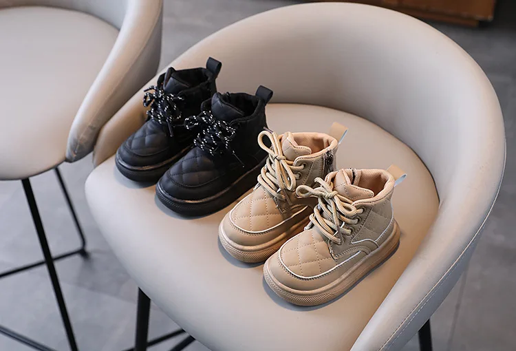 أحذية أطفال جديدة لخريف/شتاء 2025 للأولاد نعل مطاطي دافئ من القطيفة أحذية رياضية للأطفال الصغار أحذية بناتي عصرية 21-30 #3